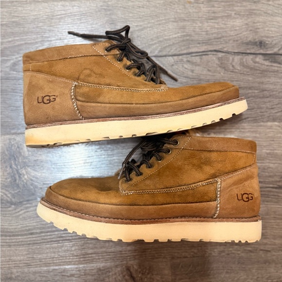 UGG Men's Brown Chukka Boots - Picture 4 of 8